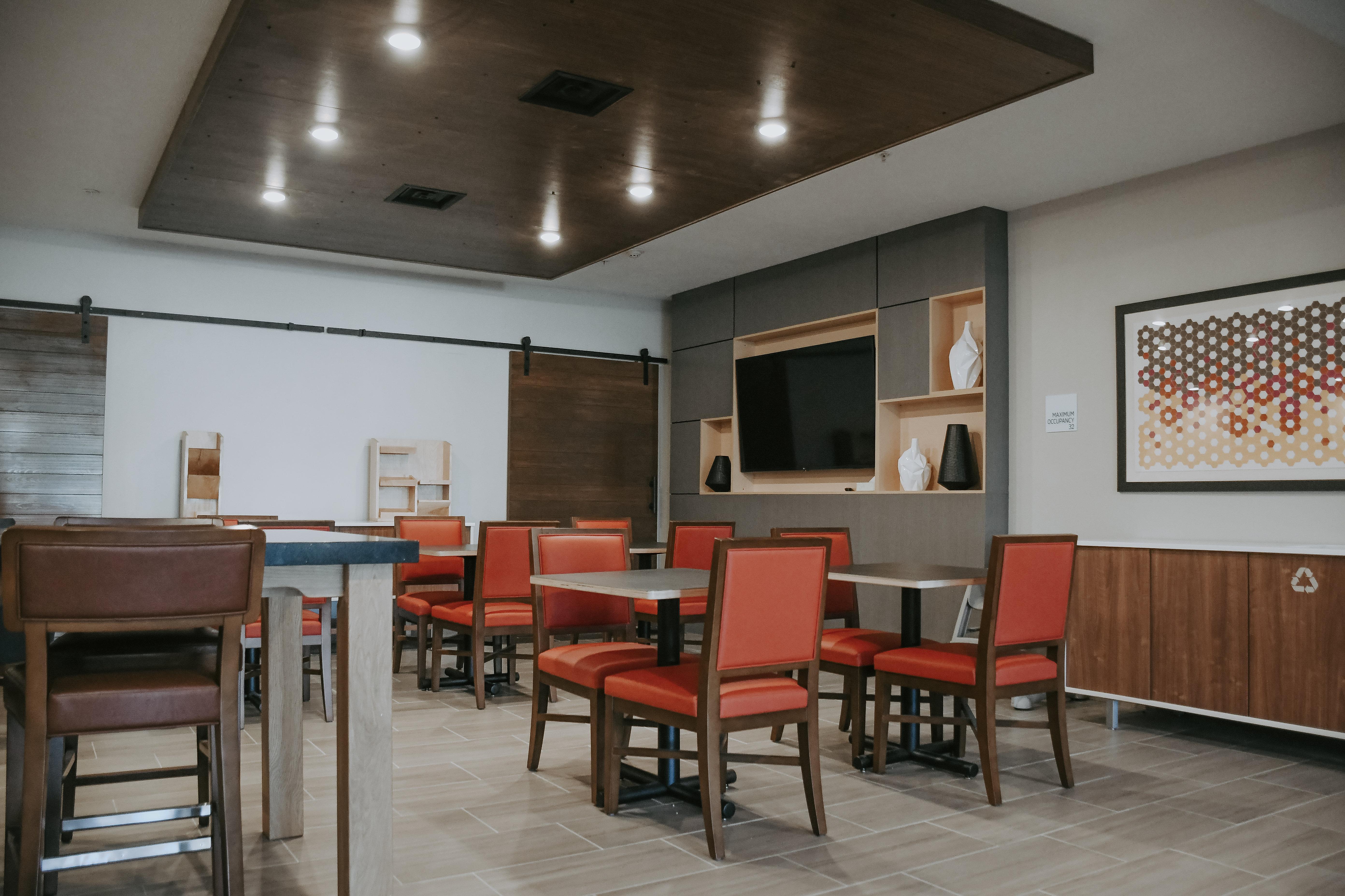 Holiday Inn Express Hotel & Suites Lincoln South By Ihg Экстерьер фото