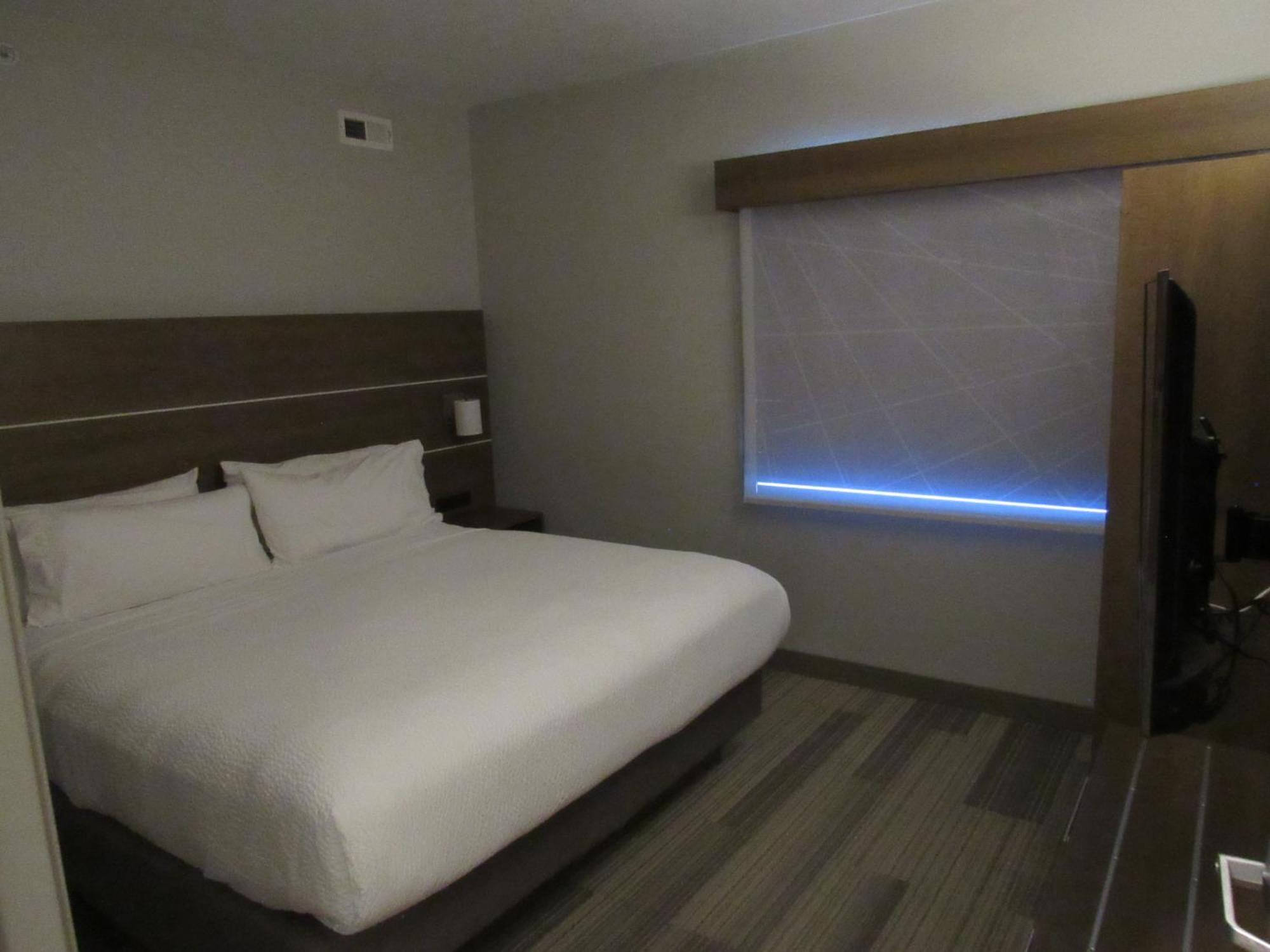 Holiday Inn Express Hotel & Suites Lincoln South By Ihg Экстерьер фото