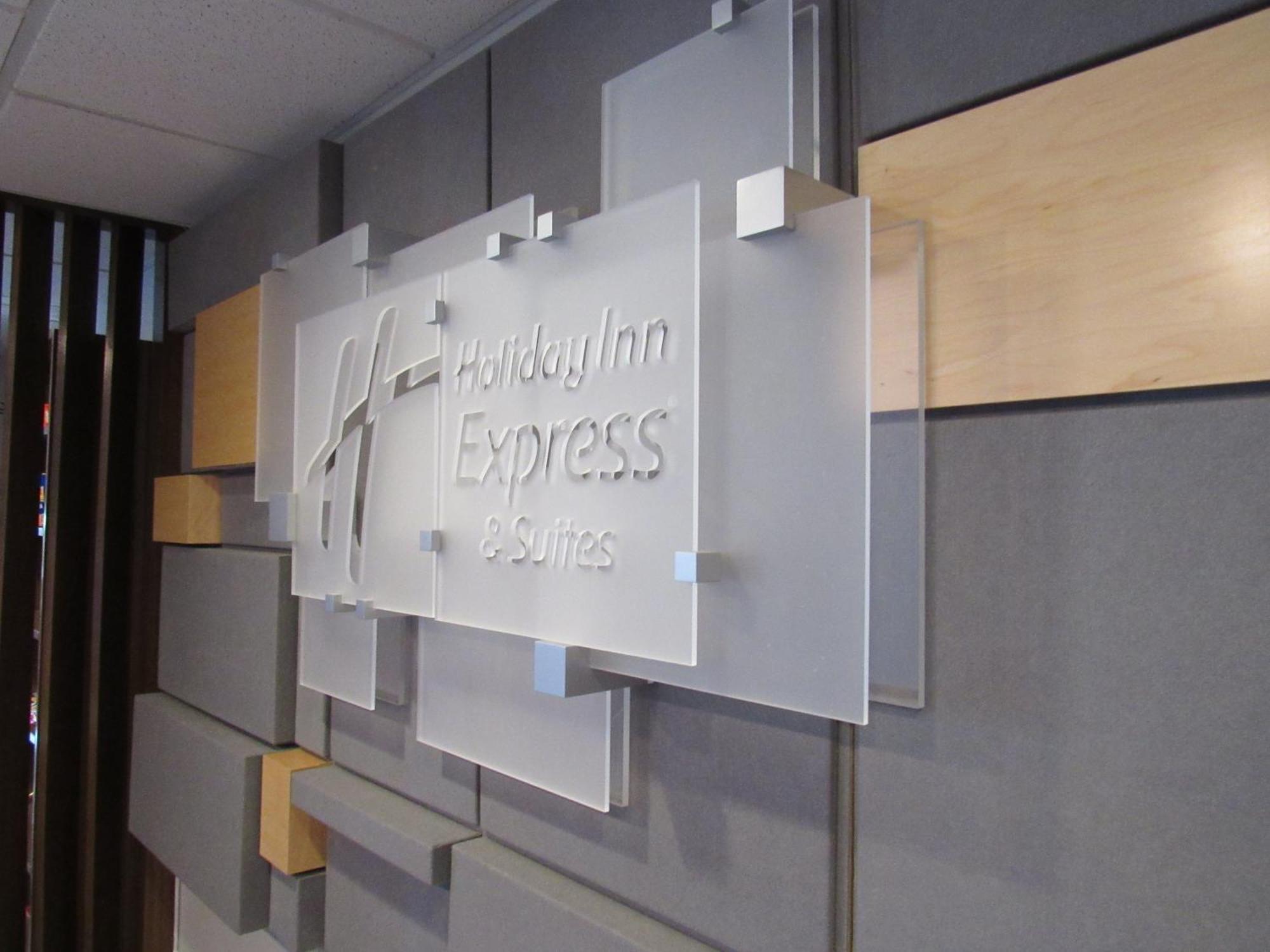 Holiday Inn Express Hotel & Suites Lincoln South By Ihg Экстерьер фото