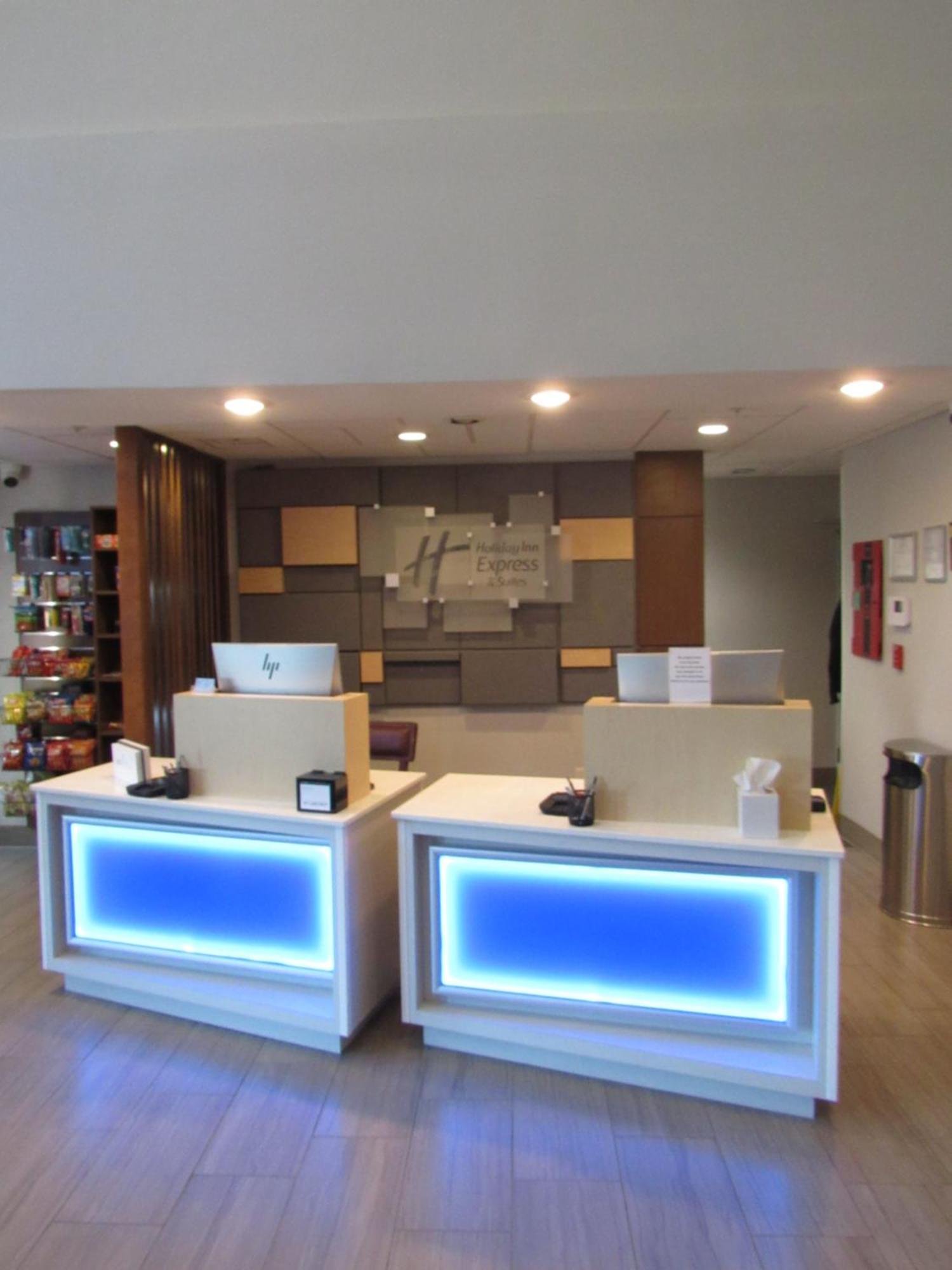 Holiday Inn Express Hotel & Suites Lincoln South By Ihg Экстерьер фото