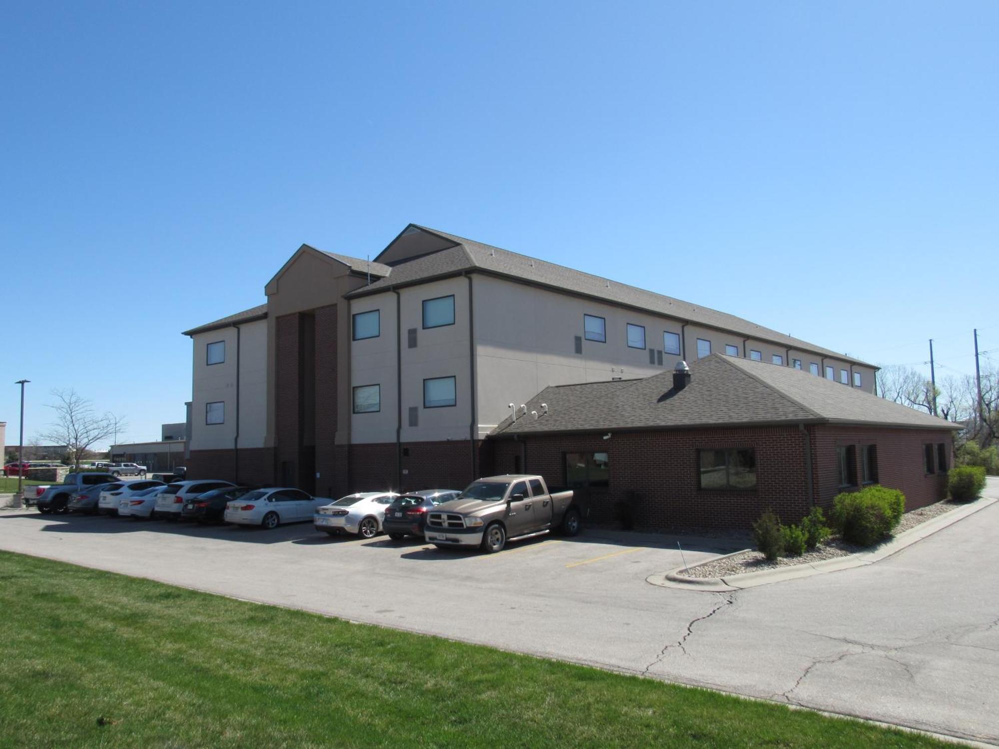 Holiday Inn Express Hotel & Suites Lincoln South By Ihg Экстерьер фото