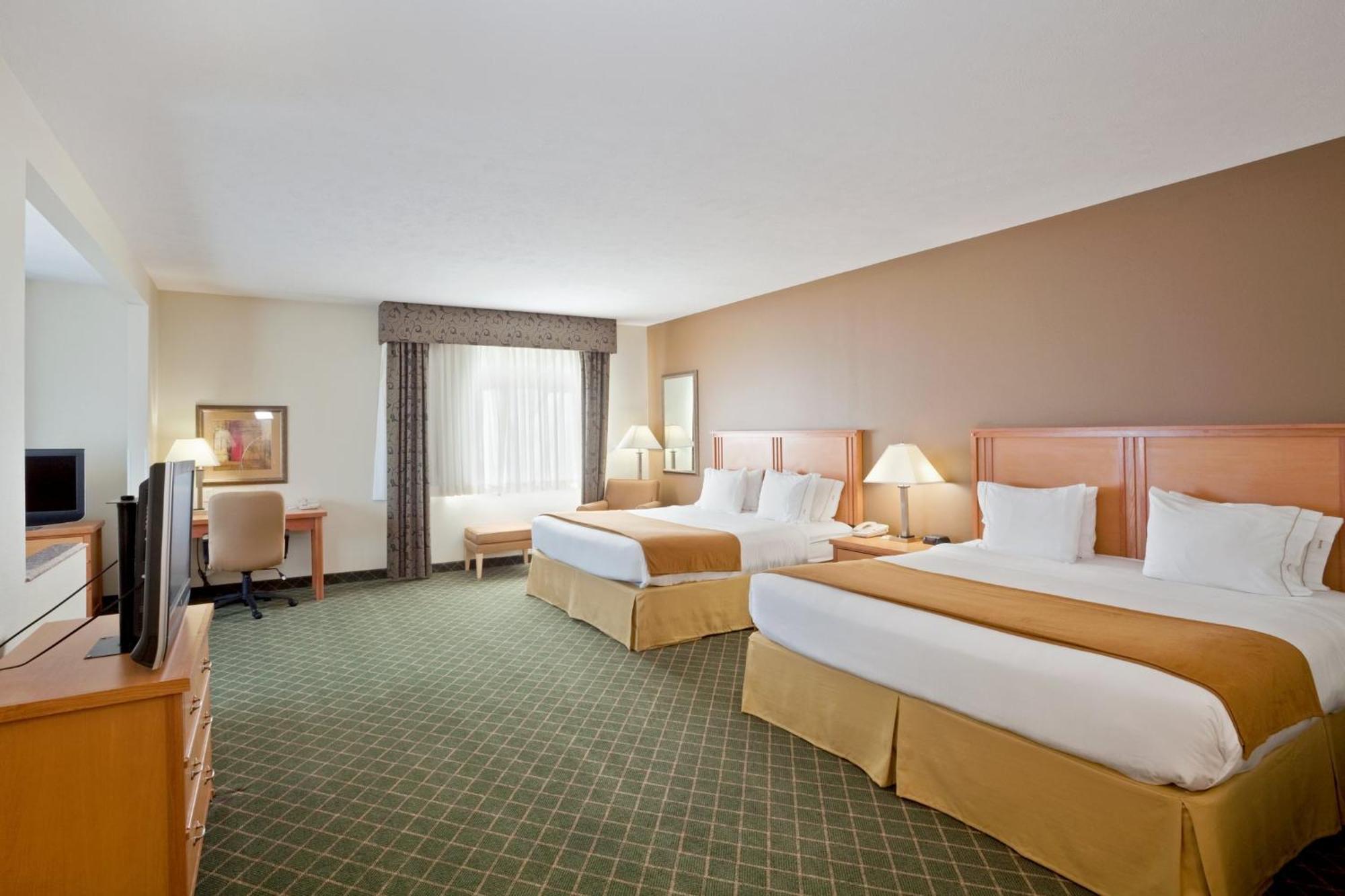 Holiday Inn Express Hotel & Suites Lincoln South By Ihg Экстерьер фото
